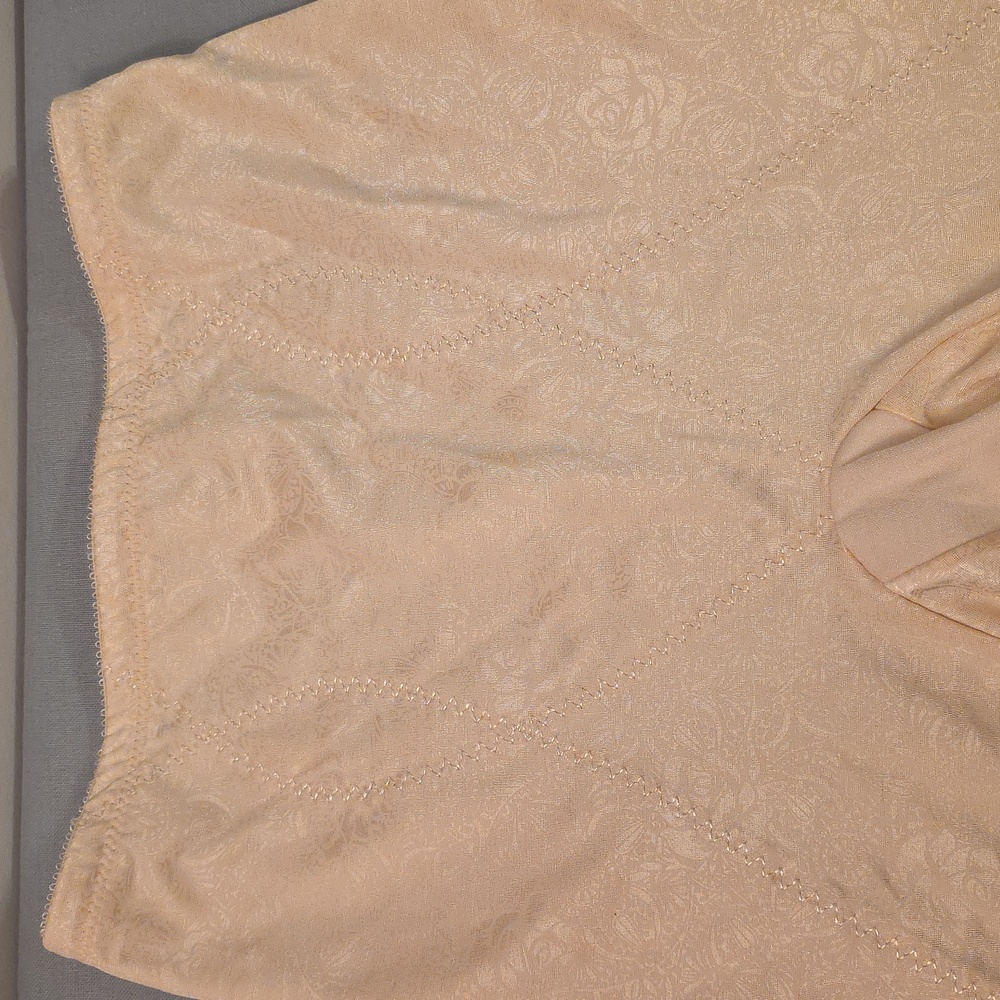 Hanes High Waist Leg Shapewear Girdle Beige Size XL - Picture 2 of 9